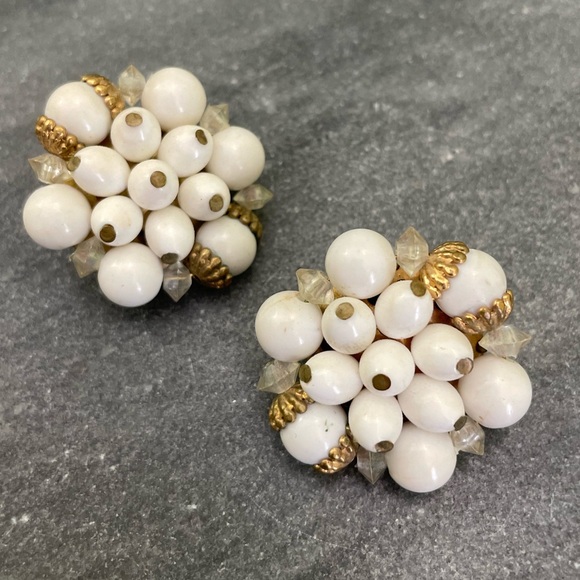 Vintage Beaded White Gold Cluster Earrings - Picture 4 of 5